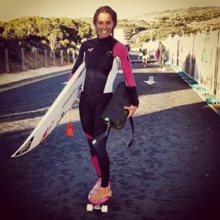 Sally Fitzgibbons feet photo 5
