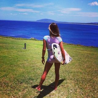 Sally Fitzgibbons feet photo 7