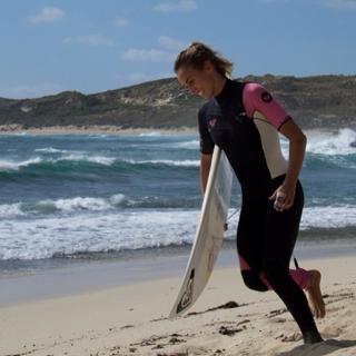 Sally Fitzgibbons feet photo 16