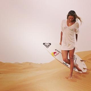 Sally Fitzgibbons feet photo 14