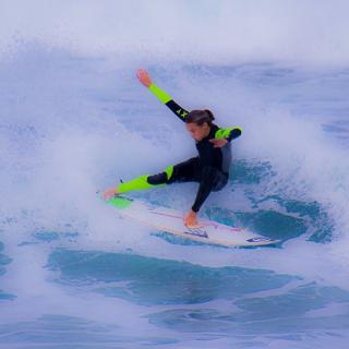 Sally Fitzgibbons feet photo 11