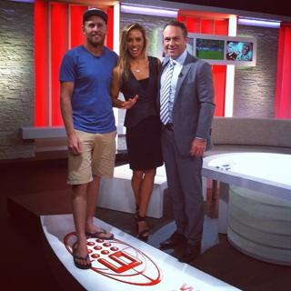 Sally Fitzgibbons feet photo 3