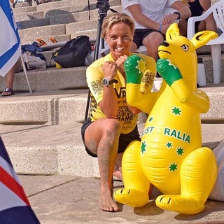 Sally Fitzgibbons feet photo 6