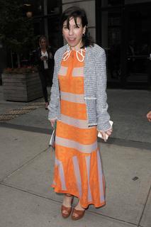 Sally Hawkins feet photo thumbnail