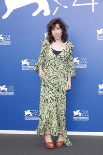 Sally Hawkins feet photo thumbnail