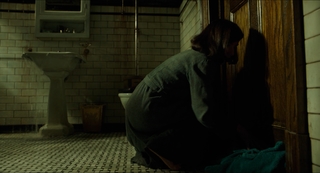 Sally Hawkins feet photo thumbnail