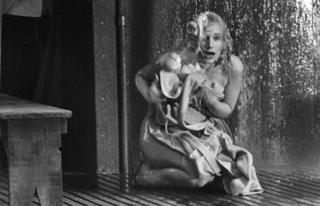 Sally Kellerman feet photo 3