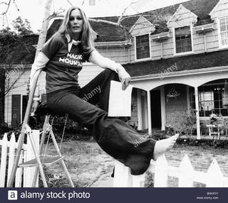 Sally Kellerman feet photo 12