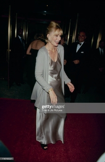 Sally Kellerman feet photo 19