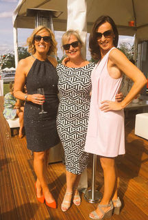 Sally Nugent feet photo thumbnail