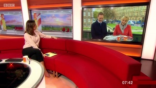 Sally Nugent feet photo thumbnail