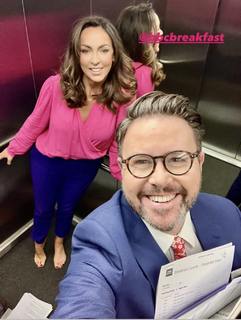 Sally Nugent feet photo thumbnail