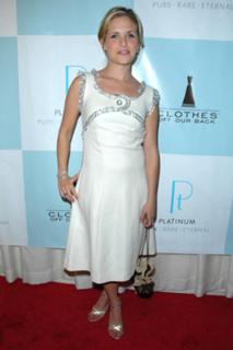 Sally Pressman feet photo 4