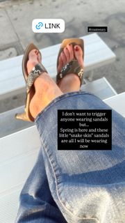 Sally Pressman feet photo 3