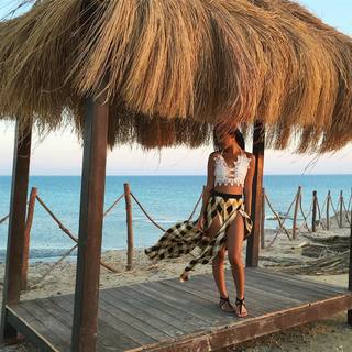 Salma Abu-Deif feet photo thumbnail