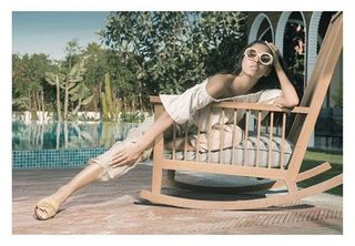 Salma Abu-Deif feet photo thumbnail