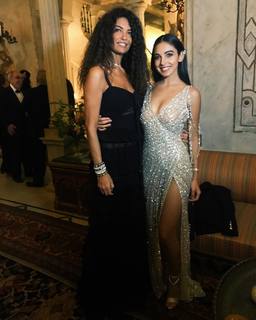 Salma Abu-Deif feet photo thumbnail