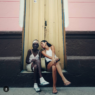 Salma Abu-Deif feet photo thumbnail