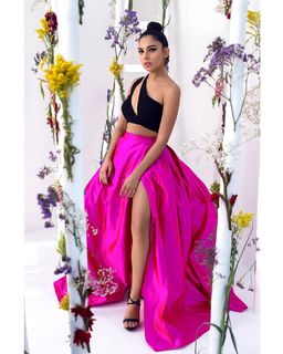 Salma Abu-Deif feet photo thumbnail