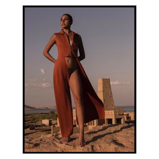 Salma Abu-Deif feet photo thumbnail