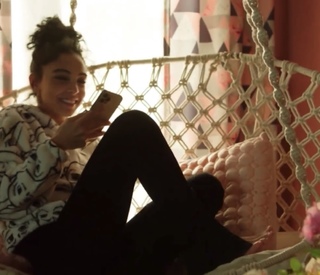 Salma Abu-Deif feet photo thumbnail