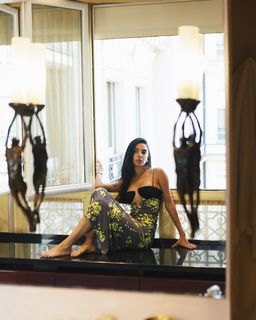 Salma Abu-Deif feet photo thumbnail