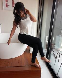 Salma Al-Masri feet photo 8