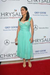 Salma Hayek feet photo thumbnail