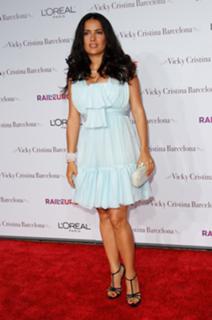 Salma Hayek feet photo thumbnail