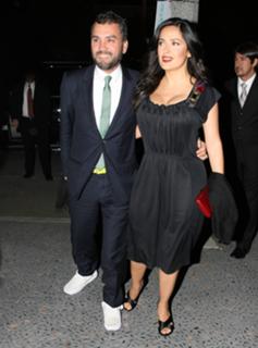 Salma Hayek feet photo thumbnail