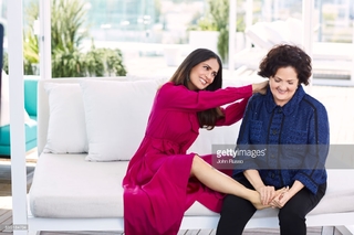 Salma Hayek feet photo thumbnail
