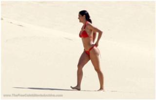 Salma Hayek feet photo thumbnail