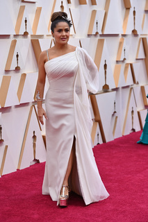 Salma Hayek feet photo thumbnail