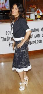 Salma Hayek feet photo thumbnail