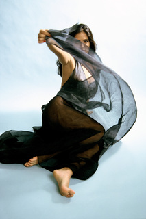 Salma Hayek feet photo thumbnail