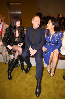 Salma Hayek feet photo thumbnail