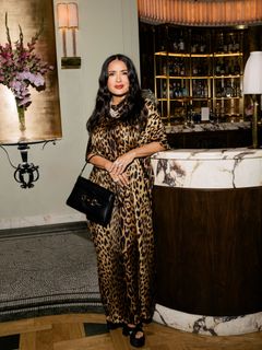 Salma Hayek feet photo 1