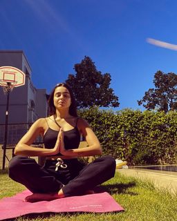 Salma Mahjoubi feet photo 16