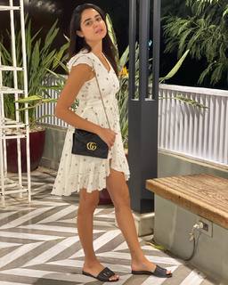 Salma Mahjoubi feet photo 12