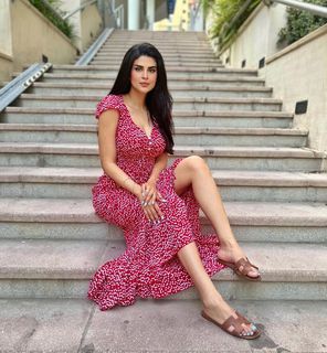 Salma Rachid feet photo 13
