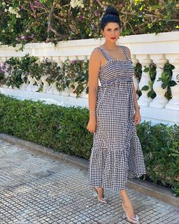 Salma Rachid feet photo 8