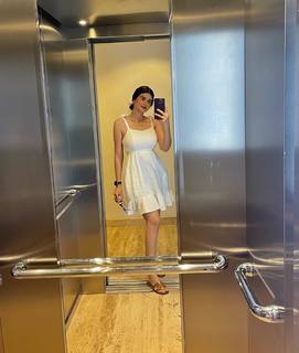 Salma Rachid feet photo 8
