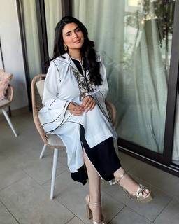 Salma Rachid feet photo 6