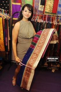 Saloni Aswani feet photo 9