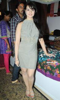 Saloni Aswani feet photo 9