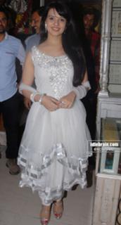 Saloni Aswani feet photo 2