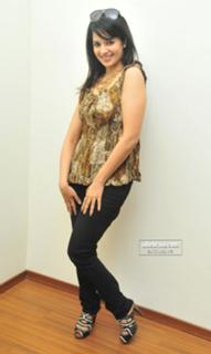 Saloni Aswani feet photo 8