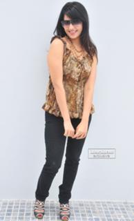 Saloni Aswani feet photo 2
