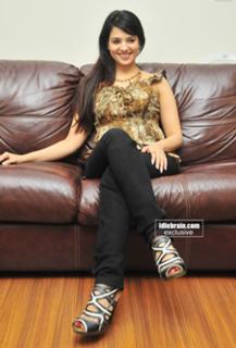 Saloni Aswani feet photo 17