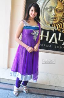 Saloni Aswani feet photo 4